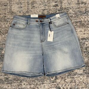 Judy Blue Light Wash Jean Shorts